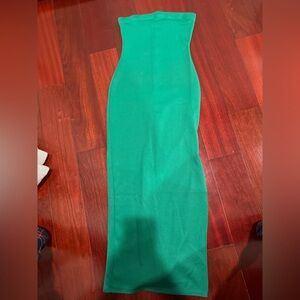 Body con long green dress